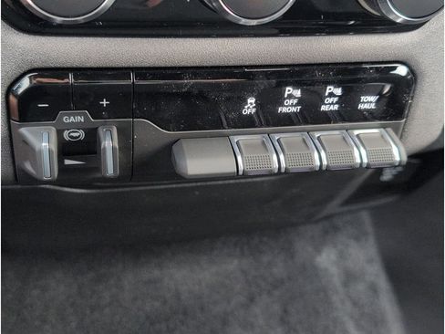 New 2026 RAM 1500 Classic Warlock image 17