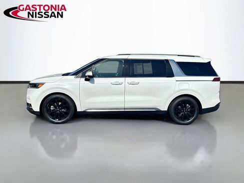 Used 2024 Kia Carnival SX FWD image 5