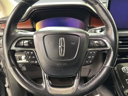 Used 2022 Lincoln Nautilus Reserve w/ Equipment Group 201A FWD image 11