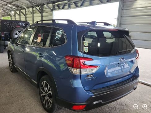 Used 2019 Subaru Forester Limited w/ Popular Package #3 AWD/4WD image 3