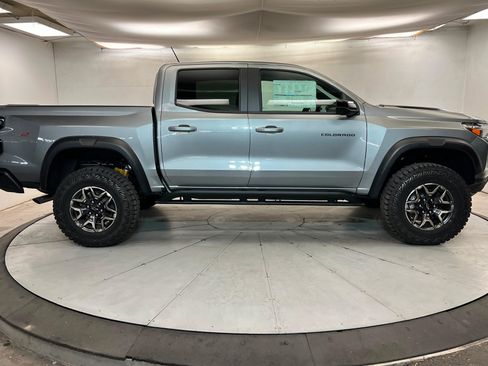 New 2026 Chevrolet Colorado ZR2 w/ Technology Package AWD/4WD image 7