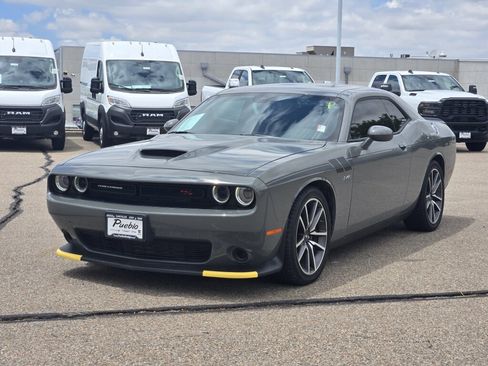 Certified 2023 Dodge Challenger R/T RWD image 5