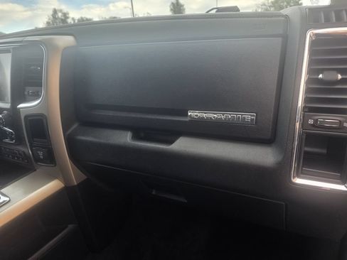Used 2015 RAM 1500 Laramie w/ Convenience Group AWD/4WD image 27