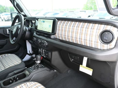 New 2026 Jeep Wrangler Unlimited Sport AWD/4WD image 28