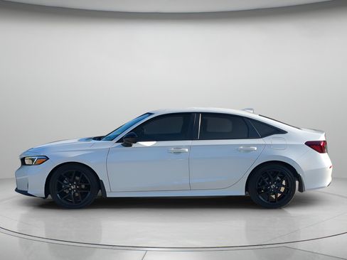 Used 2025 Honda Civic Sport image 43