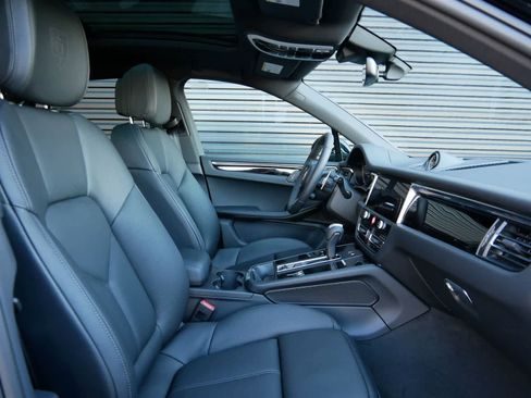 New 2026 Porsche Macan S image 26