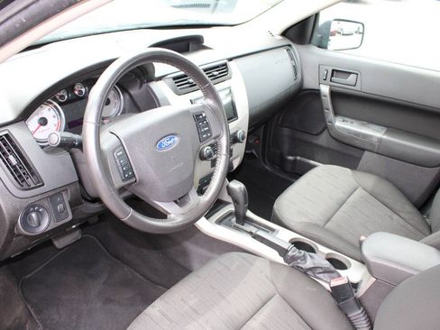 Used 2008 Ford Focus SE FWD image 13