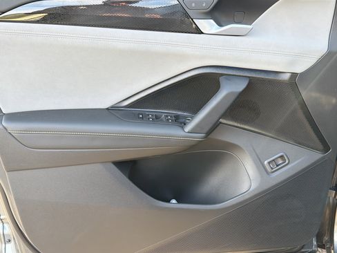 New 2026 Volkswagen Tiguan SE R-Line FWD image 22