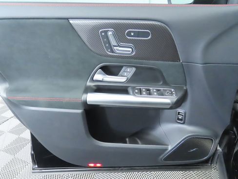 Certified 2025 Mercedes-Benz GLA 250 image 24