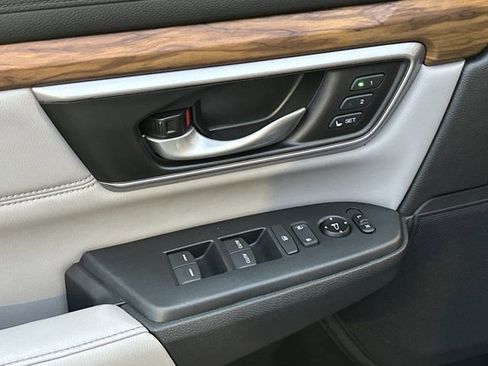 Used 2017 Honda CR-V EX-L image 14
