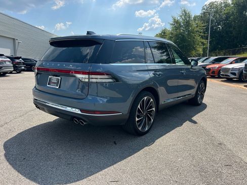 Used 2025 Lincoln Aviator Reserve w/ Luxury Package AWD/4WD image 6