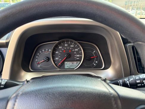 Used 2015 Toyota RAV4 XLE AWD/4WD image 20