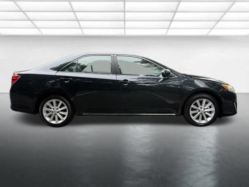 Used 2013 Toyota Camry XLE FWD image 6