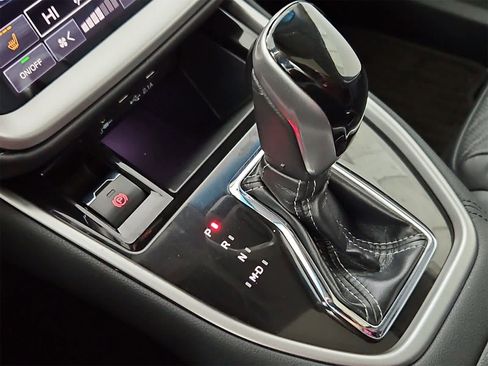 Used 2020 Subaru Outback Limited image 34