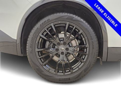 Used 2025 Maserati Grecale Modena image 7