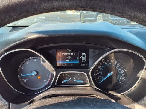 Used 2012 Ford Focus Titanium image 14