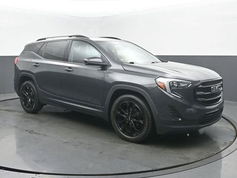 Used 2020 GMC Terrain SLE w/ Elevation Edition FWD image 7