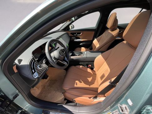 New 2026 Mercedes-Benz E 350 4MATIC Sedan image 6