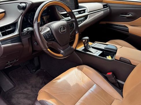 Used 2019 Lexus ES 350 w/ Accessory Package FWD image 8
