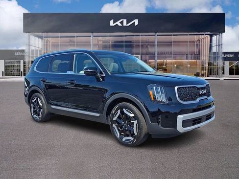 Certified 2024 Kia Telluride EX w/ EX Captain's Chair Package AWD/4WD image 1