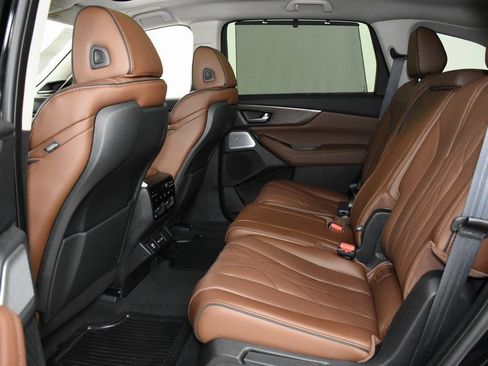 Used 2025 Acura MDX w/ Advance Package image 30