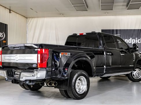 Used 2020 Ford F350 King Ranch w/ King Ranch Ultimate Package AWD/4WD image 8