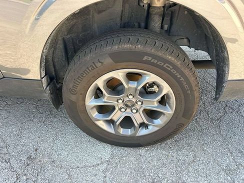 Used 2025 Ford Maverick XLT w/ XLT Luxury Package AWD/4WD image 12