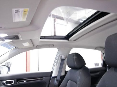 Certified 2023 Honda Civic EX image 34