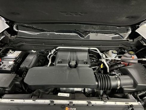 New 2025 GMC Canyon Elevation w/ Convenience Package image 29