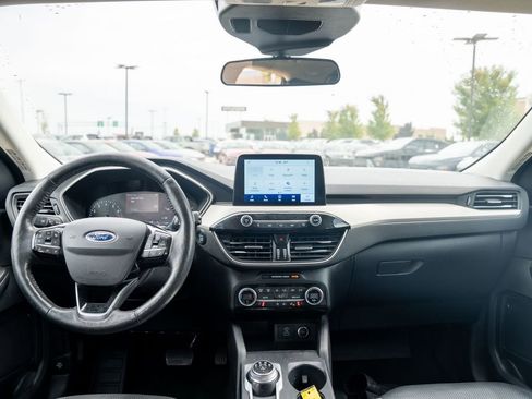 Used 2021 Ford Escape SEL image 15