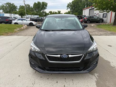 Used 2018 Subaru Impreza 2.0i Premium AWD/4WD image 2