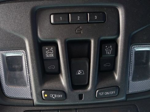 Used 2021 GMC Sierra 2500 AT4 w/ AT4 Premium Plus Package image 18