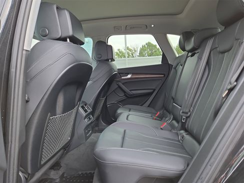 Certified 2024 Audi Q5 e Premium w/ Convenience Package image 13