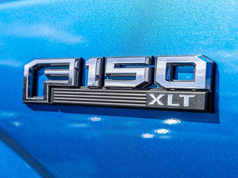 Used 2019 Ford F150 XLT w/ Equipment Group 302A Luxury AWD/4WD image 5
