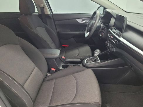 Used 2022 Kia Forte LXS image 21