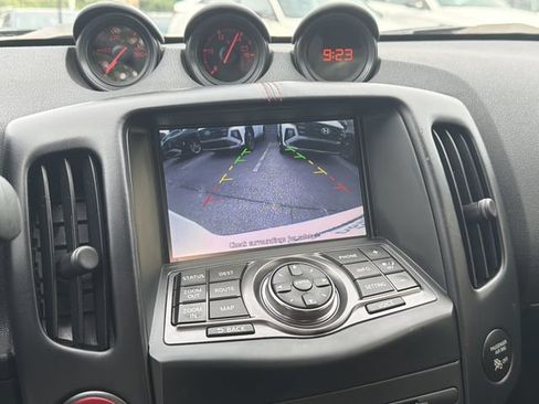Used 2016 Nissan 370Z NISMO RWD image 25
