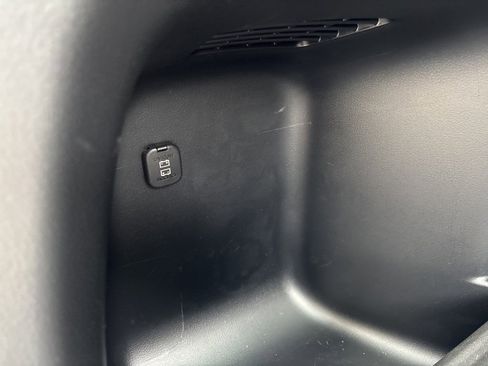 Used 2025 MAZDA CX-50 2.5 Hybrid w/ Weather Package image 31