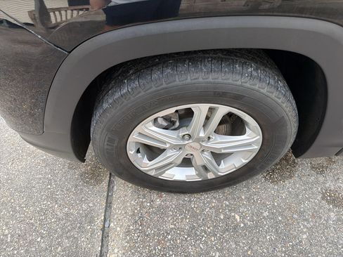 Used 2018 GMC Terrain SLE w/ Driver Convenience Package image 14