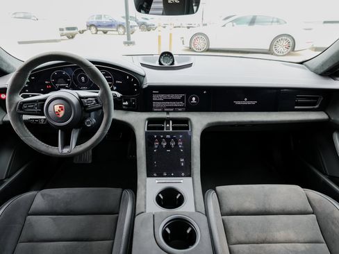 Certified 2024 Porsche Taycan GTS image 24