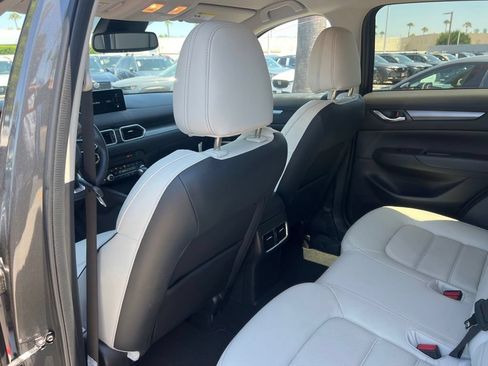 Used 2025 MAZDA CX-5 AWD 2.5 S w/ Preferred Package image 18