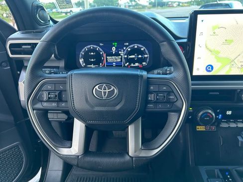 Used 2026 Toyota 4Runner TRD Off-Road Premium AWD/4WD image 22