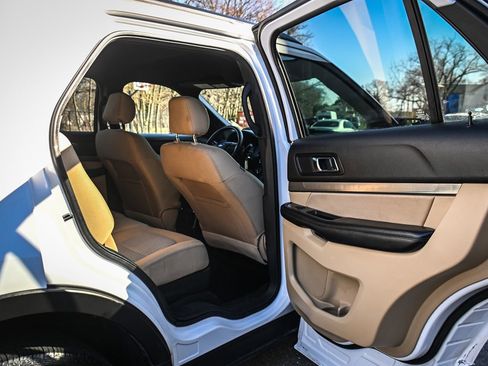 Used 2017 Ford Explorer 4WD image 15