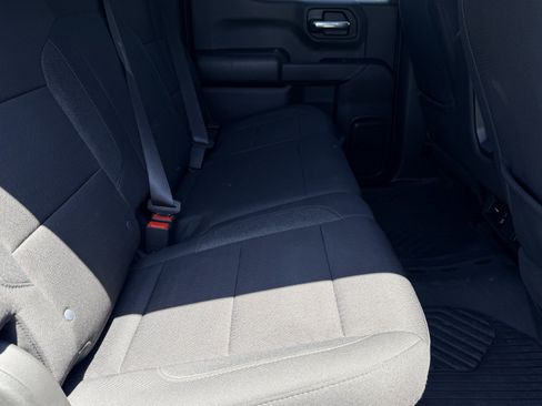 Used 2024 Chevrolet Silverado 1500 Custom Trail Boss w/ Turbomax Blackout Package AWD/4WD image 10