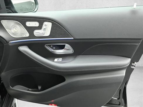 Certified 2026 Mercedes-Benz GLS 450 4MATIC image 29