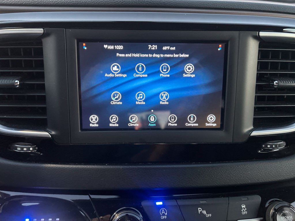 Used 2018 Chrysler Pacifica LX FWD image 14
