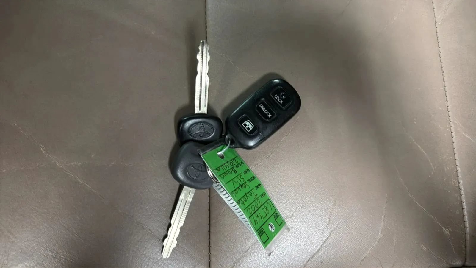 Used 2002 Toyota Sequoia SR5 w/ Preferred Pkg AWD/4WD image 23