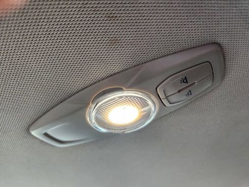 Used 2021 Lincoln Nautilus Standard w/ Equipment Group 101A image 33