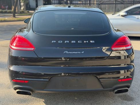 Used 2014 Porsche Panamera 4 w/ Premium Package AWD/4WD image 29