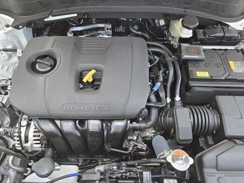 New 2026 Kia Seltos S FWD image 22