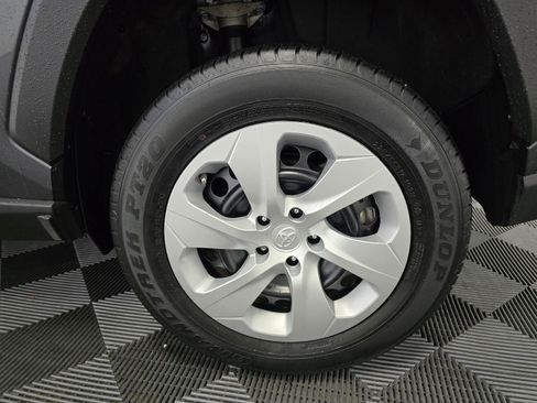 Used 2025 Toyota RAV4 LE image 21